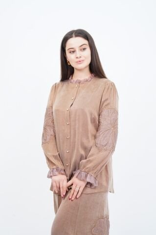Organze Nakış Detay Fırfır Yaka Gömlek Etek Takım Kahve - 40-48