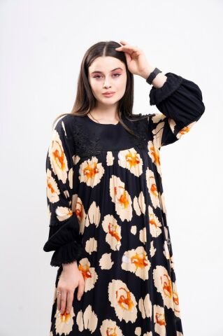 Dantel Aplikeli Elbise Siyah - 40-48