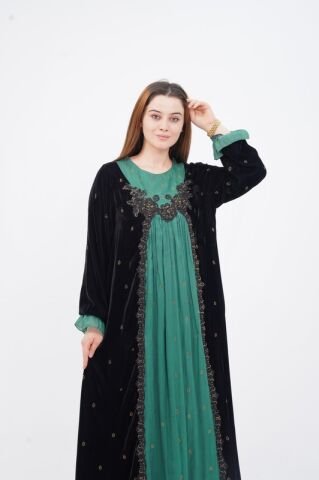 Dantel Aplike Detaylı Taşlı Elbise Siyah Yeşil - 40-48