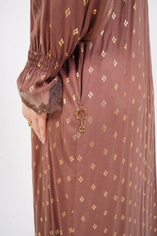 Dökümlü Fırfır Detay Tesettür Elbise 40-48 - Koyu Kahve